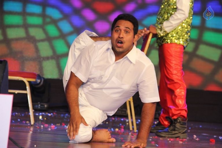 Mega 60 Celebrations 2 - 82 / 105 photos