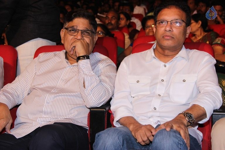 Mega 60 Celebrations 2 - 91 / 105 photos