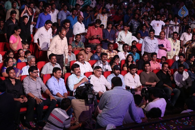 Mega 60 Celebrations 4 - 41 / 92 photos