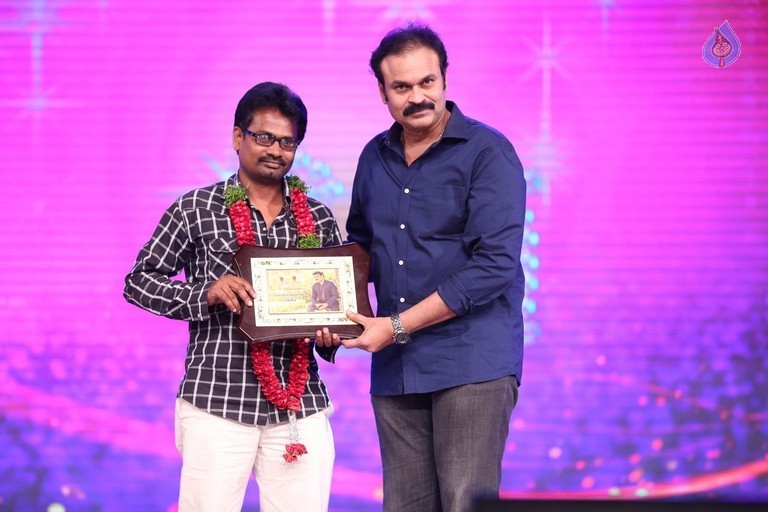 Mega 60 Celebrations 4 - 55 / 92 photos