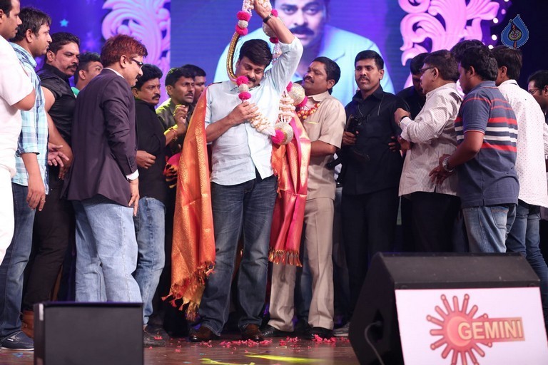 Mega 60 Celebrations 5 - 42 / 93 photos