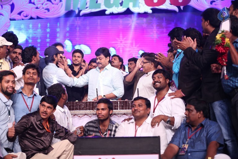 Mega 60 Celebrations 5 - 44 / 93 photos