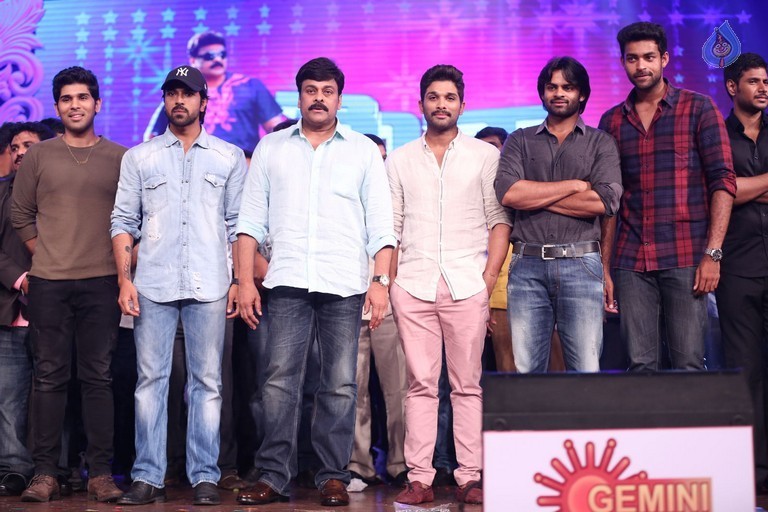 Mega 60 Celebrations 5 - 59 / 93 photos