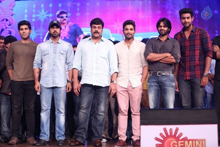 Mega 60 Celebrations 5 - 75 / 93 photos