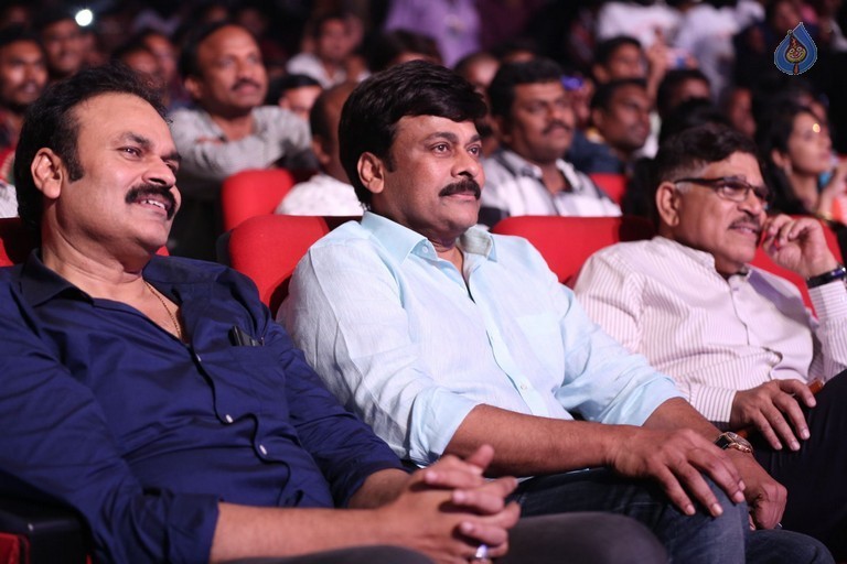 Mega 60 Celebrations 5 - 76 / 93 photos