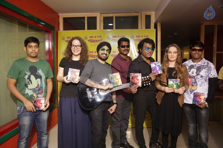 Meherbaan Song Launch at Radio Mirchi - 31 / 42 photos