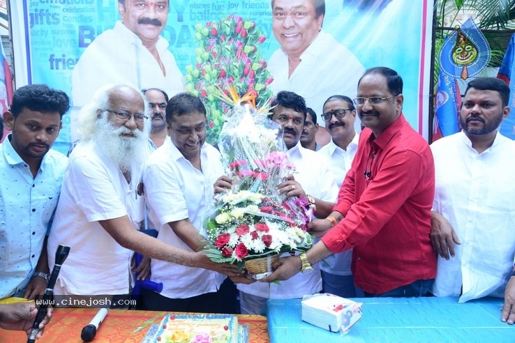 Minister Talasani Birthday Celebration Photos - 1 / 5 photos