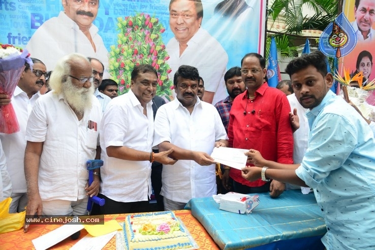 Minister Talasani Birthday Celebration Photos - 3 / 5 photos