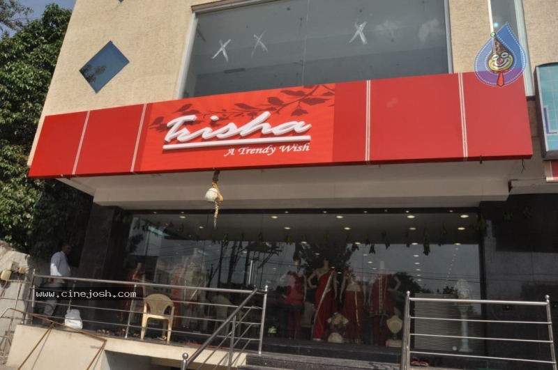 Models at TRISHA A Trendy Wish - 87 / 97 photos