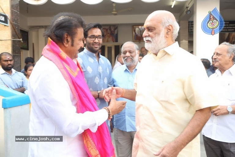 Mohan Babu as Chairman Of Film Nagar Daiva Sannidhanam - 5 / 36 photos