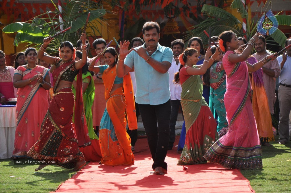 Moodu Mulla Bandham Serial Stills - 43 / 80 photos