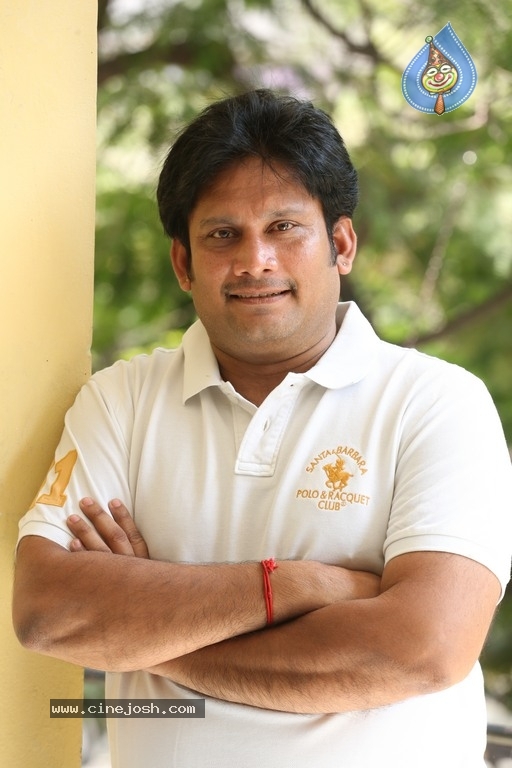 Mouname Ishtam Movie Cinematographer Ram Thulasi Interview - 17 / 21 photos