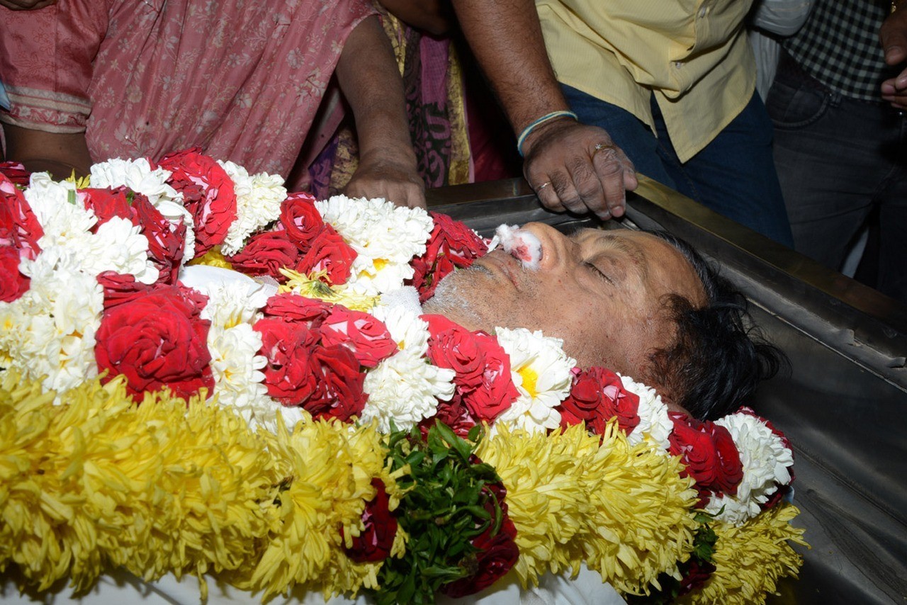 MS Narayana Condolences Photos 01 - 50 / 145 photos