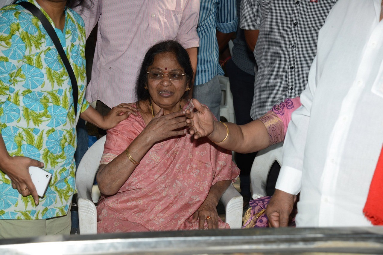 MS Narayana Condolences Photos 01 - 73 / 145 photos