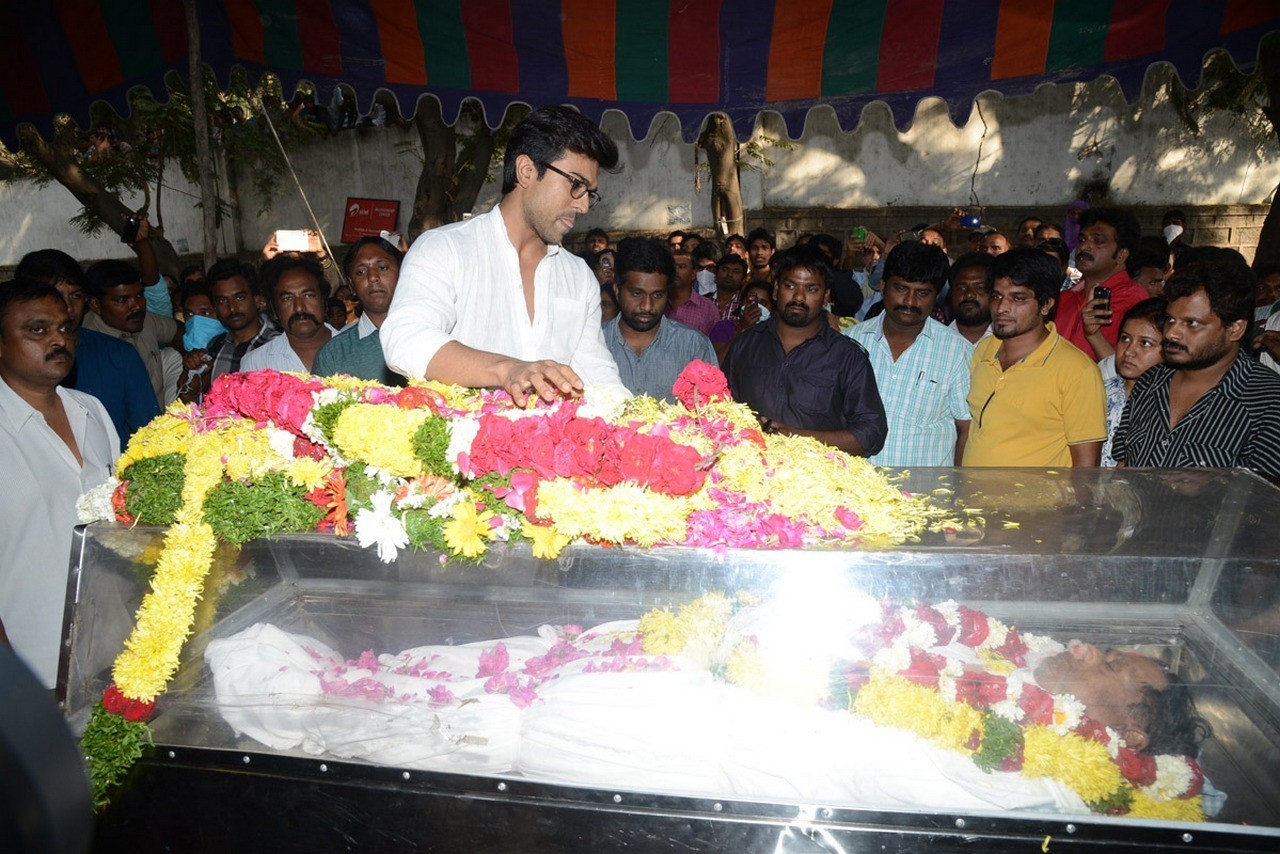 MS Narayana Condolences Photos 02 - 69 / 145 photos