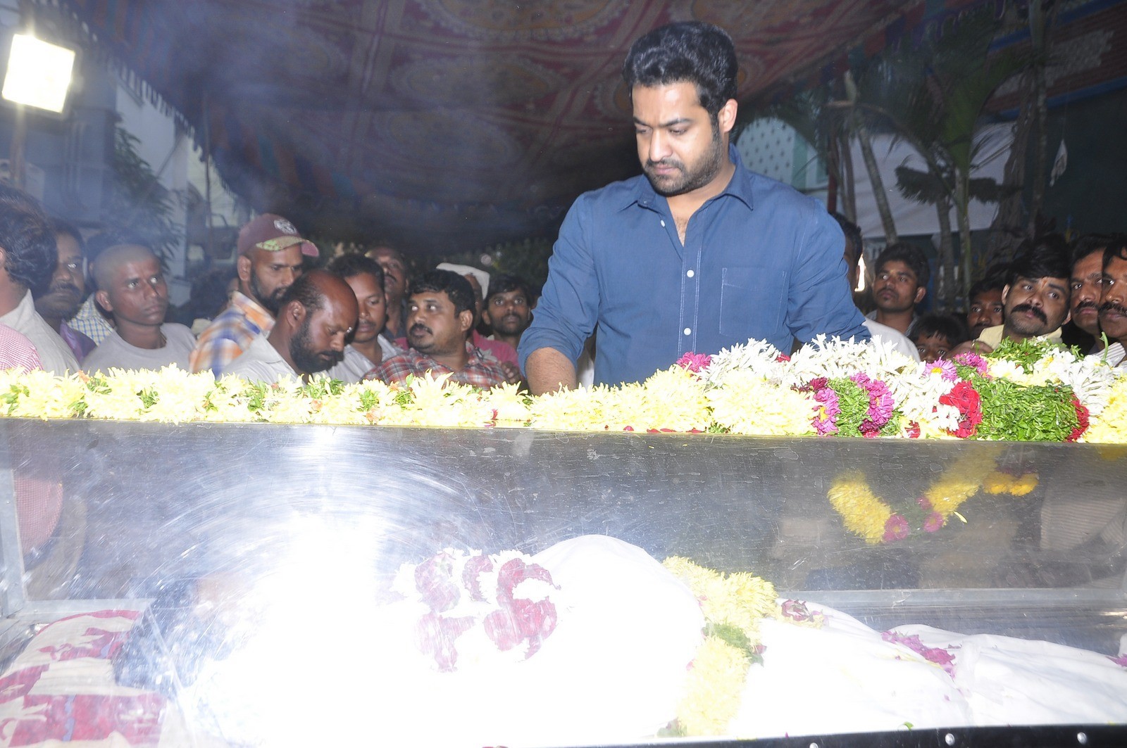 MS Narayana Condolences Photos 03 - 24 / 88 photos