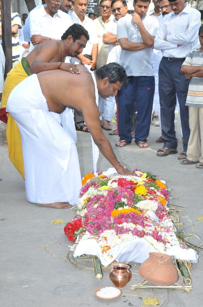 MS Reddy Funeral Photos - 103 / 107 photos