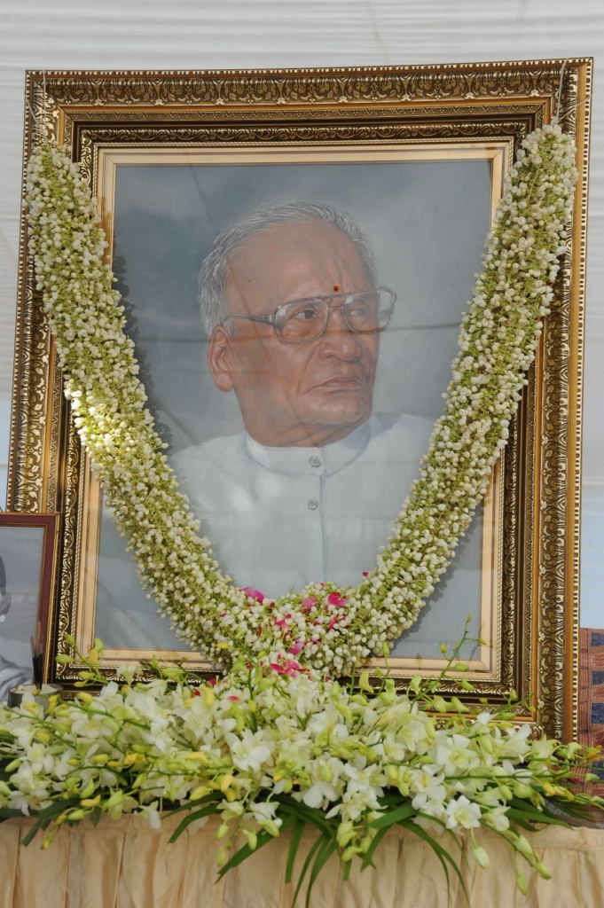 MS Reddy Pedda Karma Photos - 159 / 283 photos