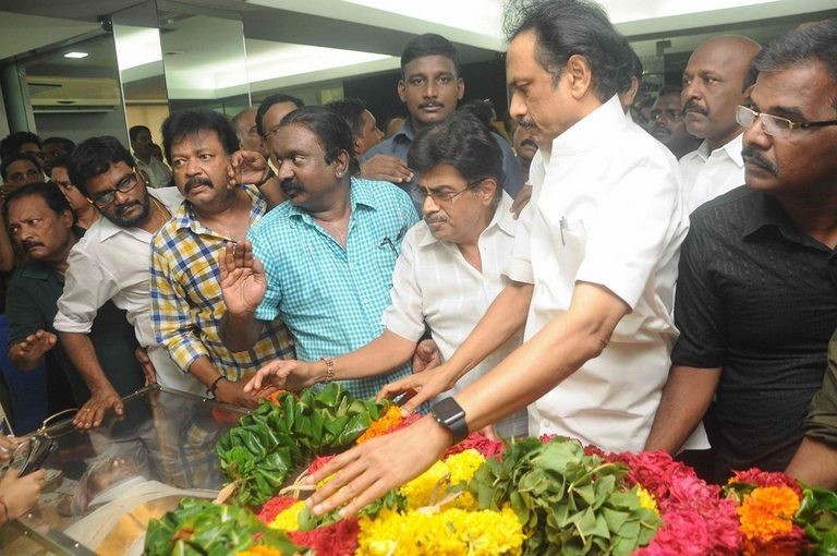 MS Viswanathan Condolences Photos 2 - 26 / 58 photos