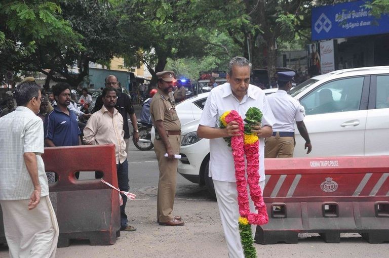 MS Viswanathan Condolences Photos 2 - 39 / 58 photos