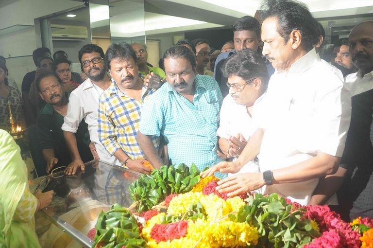 MS Viswanathan Condolences Photos 2 - 41 / 58 photos