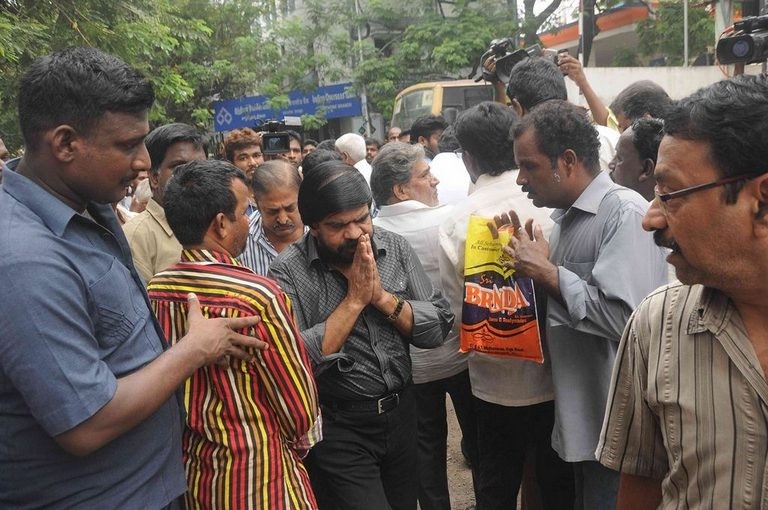 MS Viswanathan Condolences Photos 2 - 53 / 58 photos