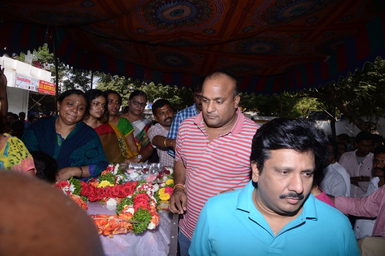 Music Director Chakri Condolences Photos 02 - 17 / 152 photos