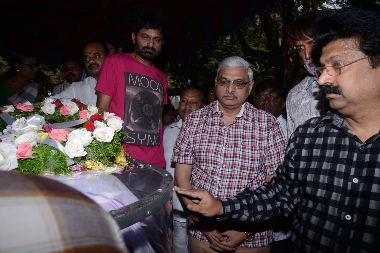 Music Director Chakri Condolences Photos 02 - 33 / 152 photos