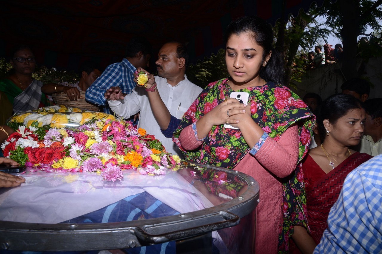 Music Director Chakri Condolences Photos 02 - 40 / 152 photos