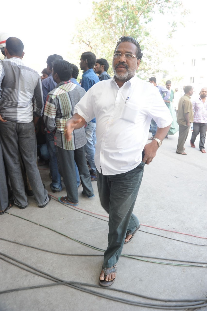 Music Director Chakri Condolences Photos 02 - 41 / 152 photos