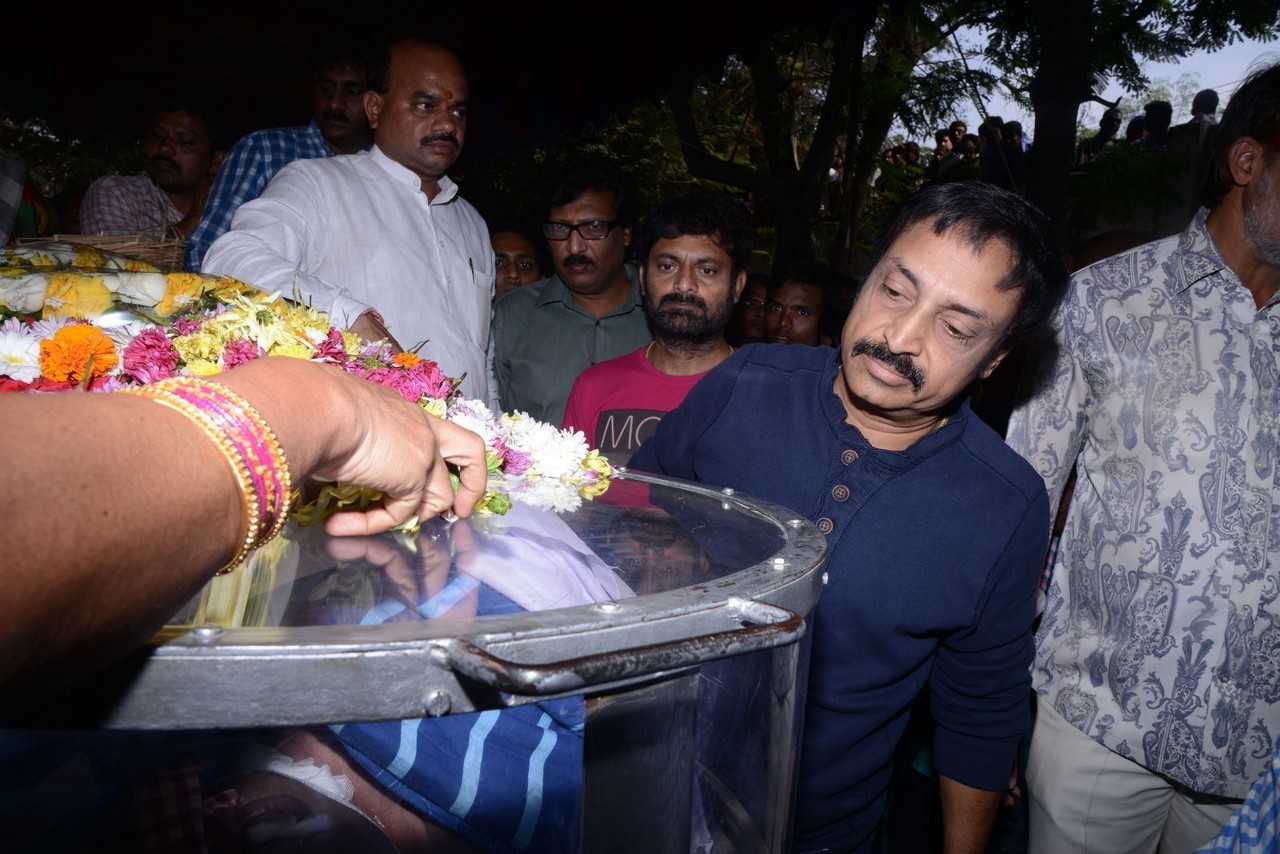 Music Director Chakri Condolences Photos 02 - 45 / 152 photos