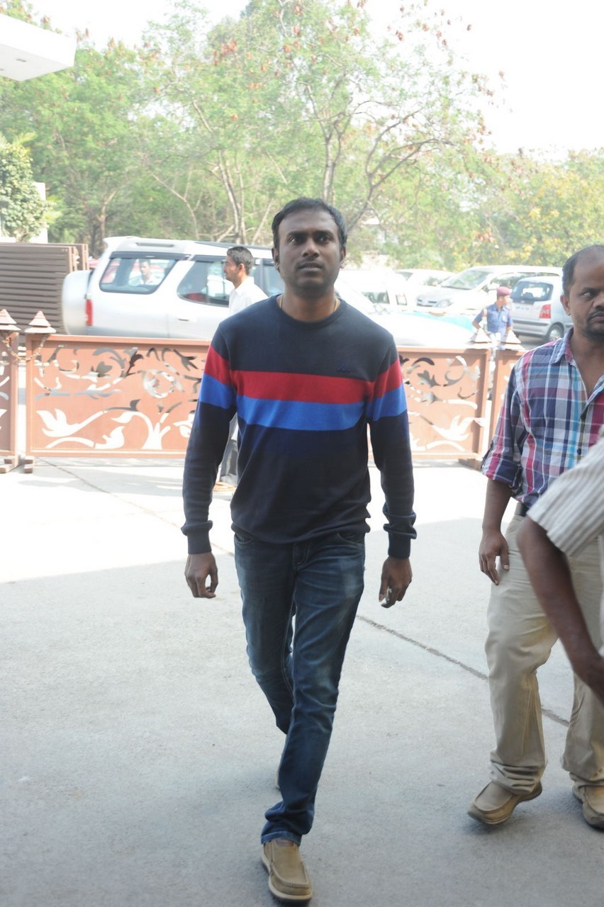 Music Director Chakri Condolences Photos 02 - 109 / 152 photos