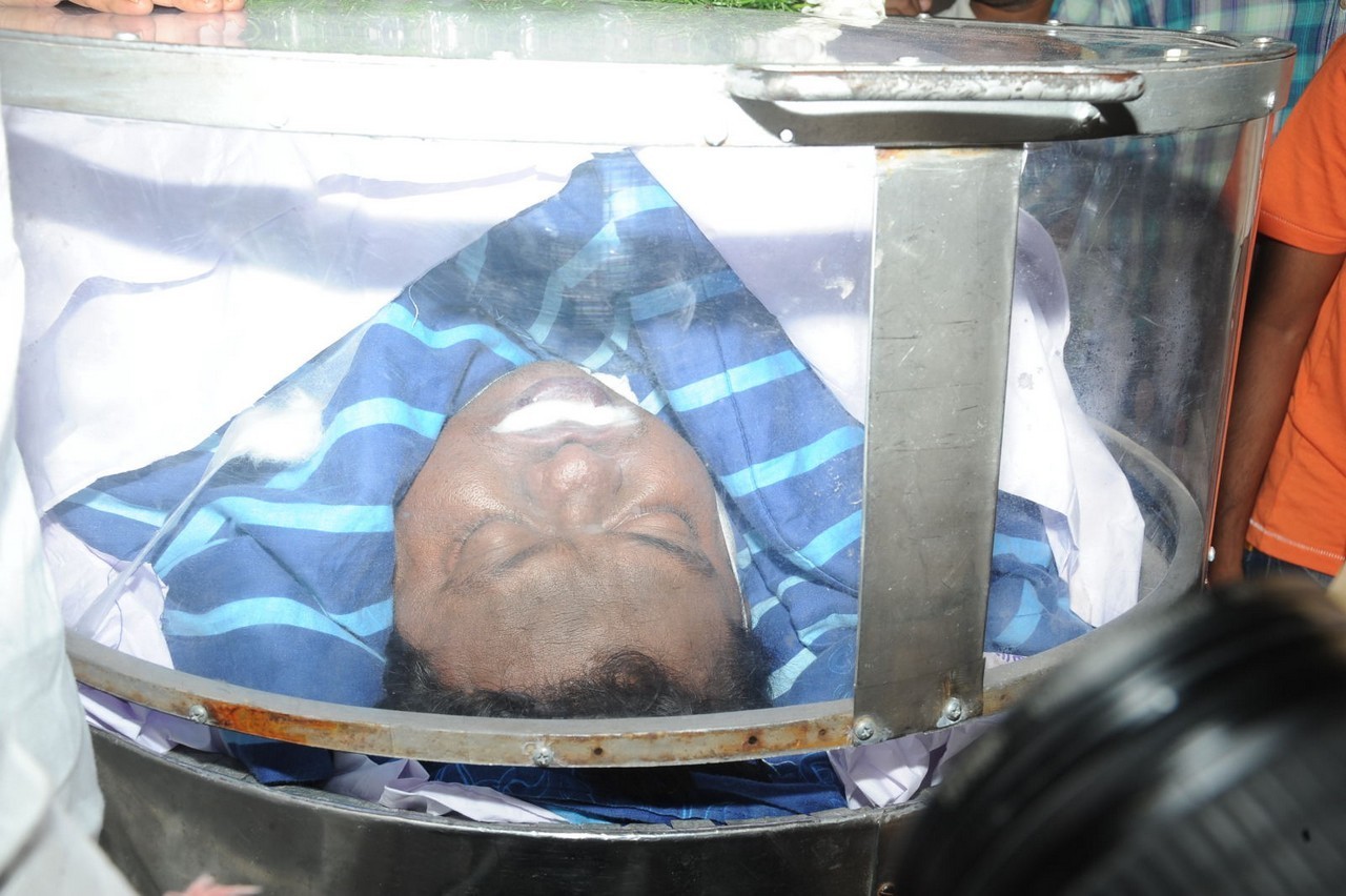 Music Director Chakri Condolences Photos 02 - 110 / 152 photos