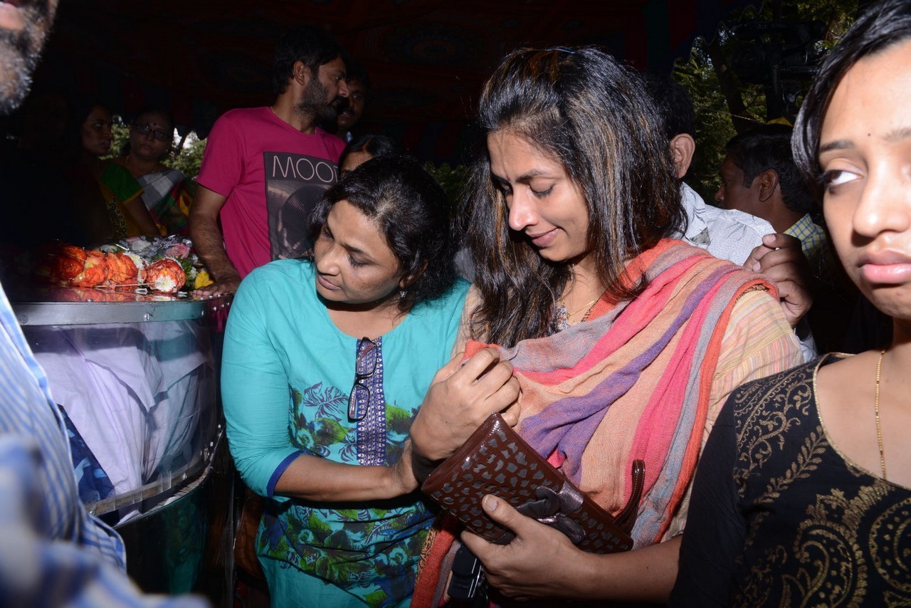 Music Director Chakri Condolences Photos 02 - 121 / 152 photos