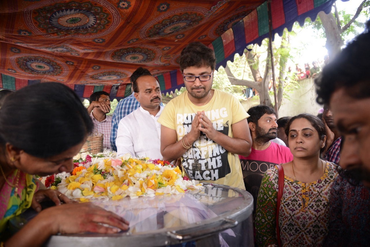 Music Director Chakri Condolences Photos 03 - 25 / 118 photos