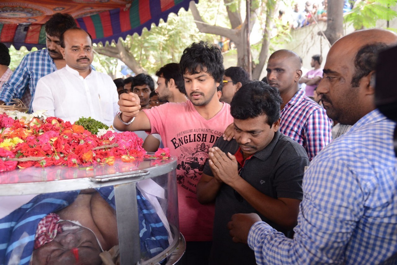 Music Director Chakri Condolences Photos 03 - 28 / 118 photos