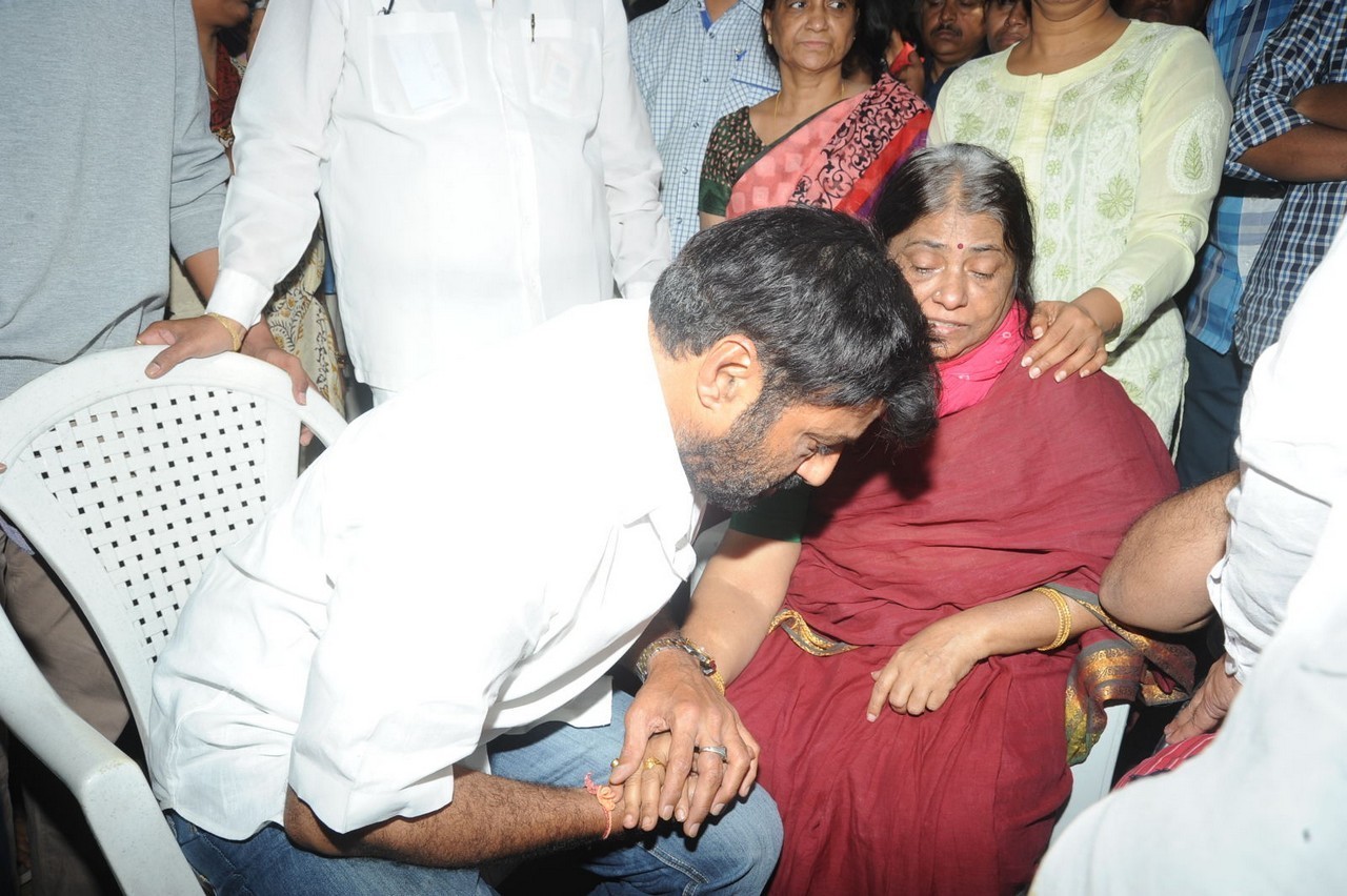 Music Director Chakri Condolences Photos 03 - 37 / 118 photos