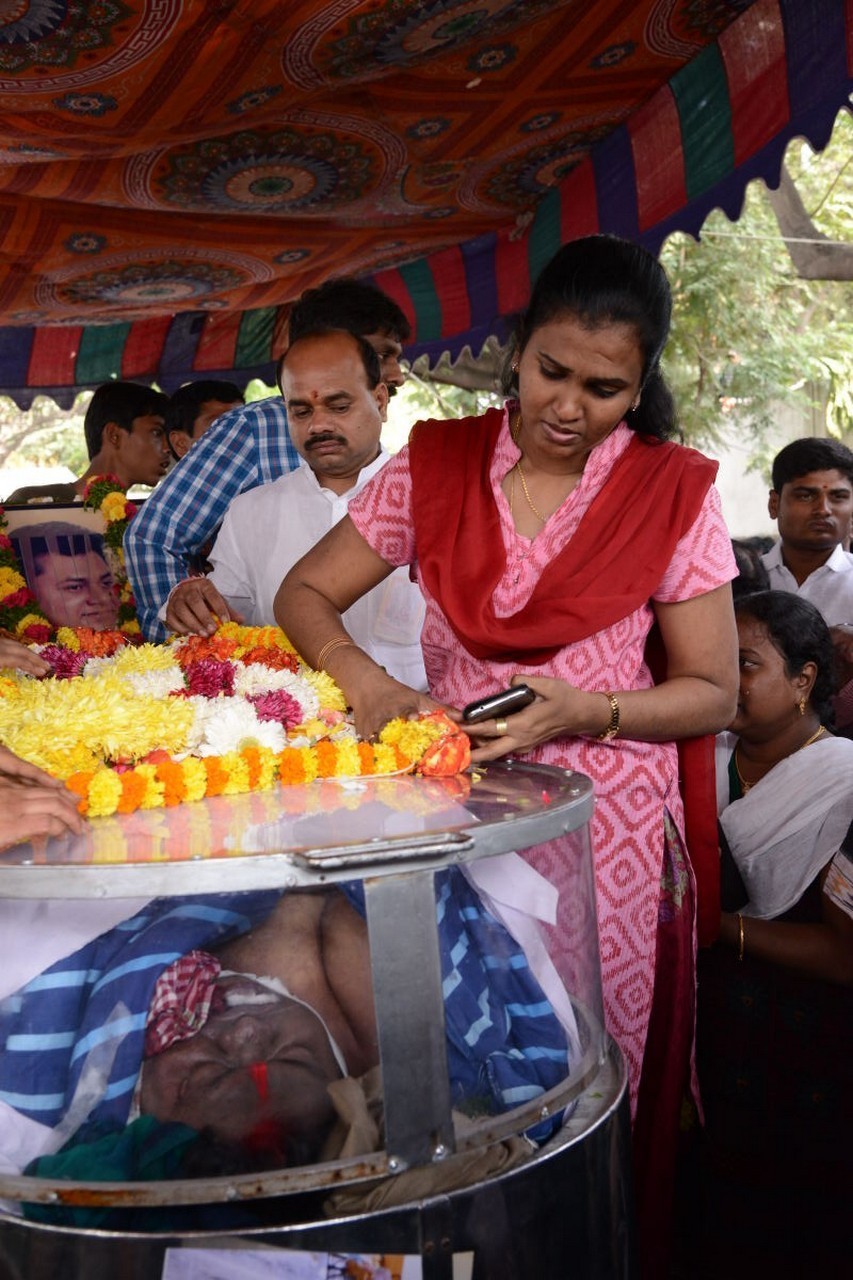 Music Director Chakri Condolences Photos 03 - 57 / 118 photos