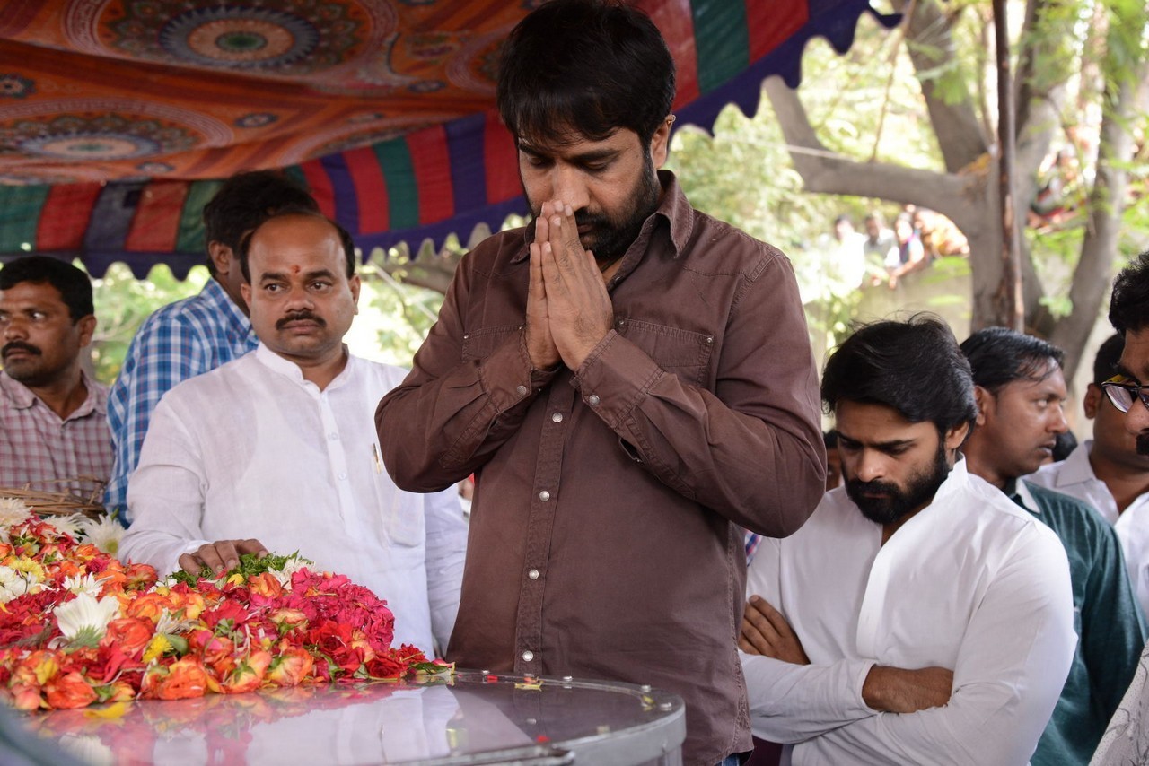 Music Director Chakri Condolences Photos 03 - 65 / 118 photos