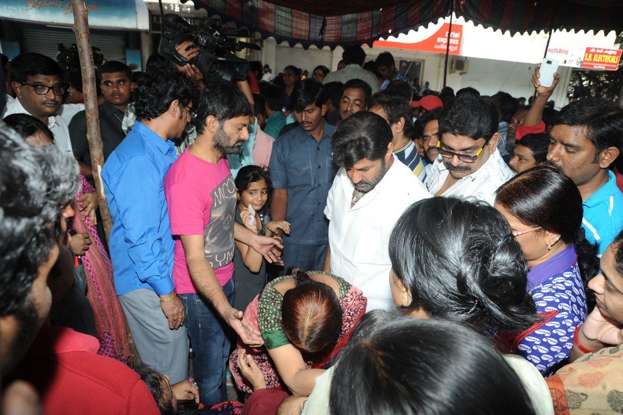 Music Director Chakri Condolences Photos 03 - 73 / 118 photos