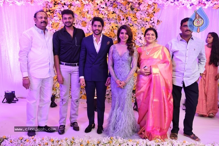 Naga Chaitanya - Samantha Reception Photos 02 - 19 / 21 photos
