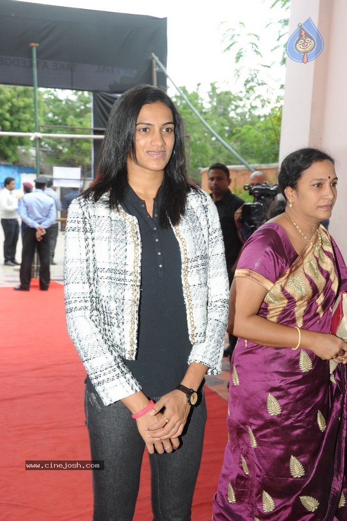 Nagarjuna at Be Someone's Super Hero Event - 102 / 143 photos