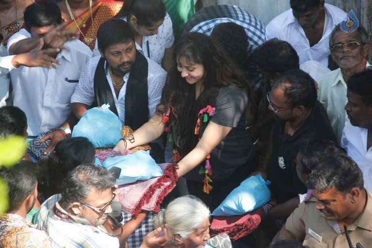 Namitha Flood Relief Help Photos - 12 / 20 photos