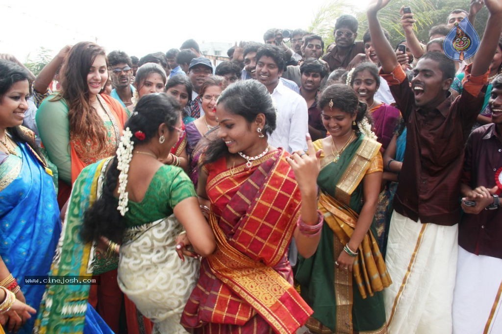 Namitha Pongal Celebration at SMK Fomra College - 30 / 61 photos