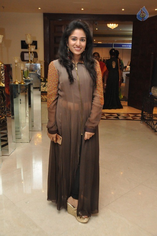 Namrata Shirodkar Inagurates ABsalut Style Exhibition - 7 / 42 photos