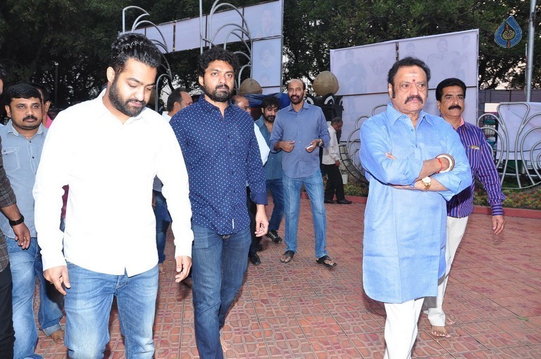 Nandamuri Family at NTR Ghat - 77 / 148 photos