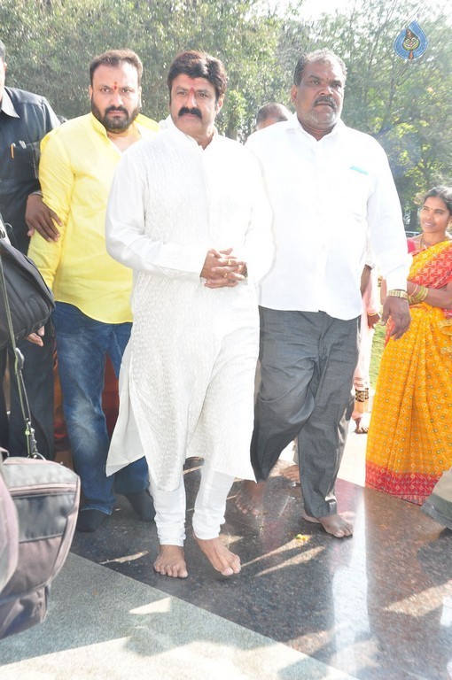 Nandamuri Family at NTR Ghat - 89 / 148 photos