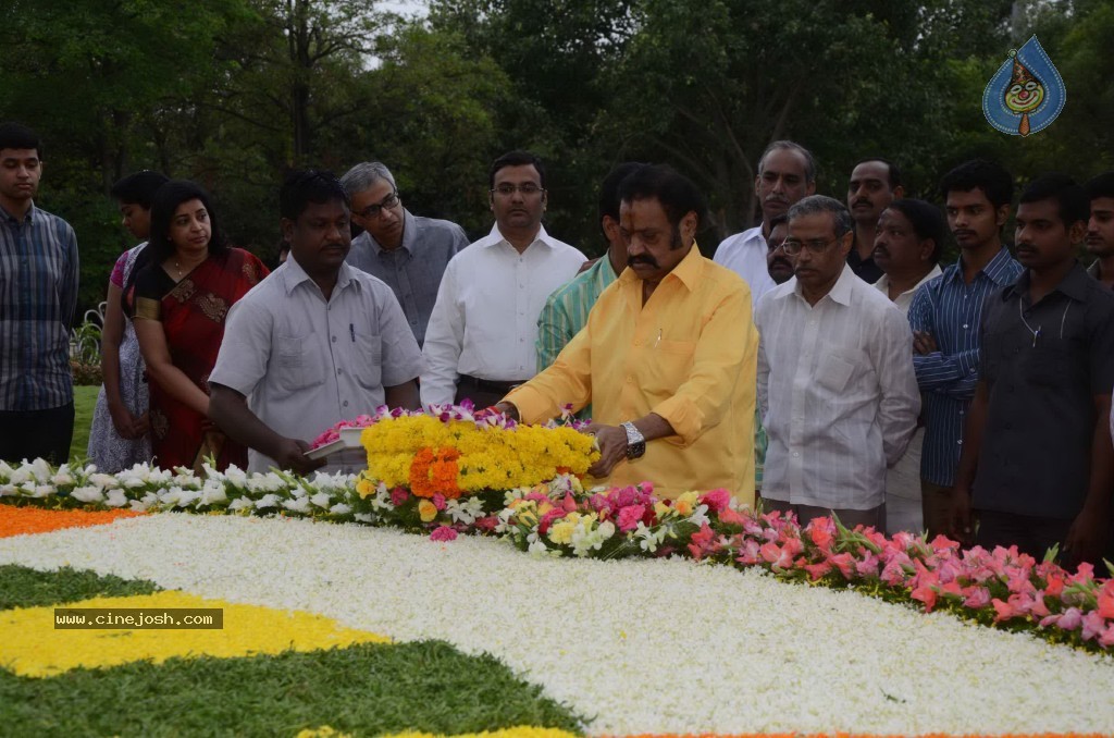 Nandamuri Family at NTR Ghat - 27 / 141 photos