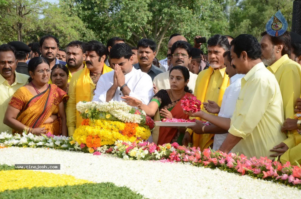 Nandamuri Family at NTR Ghat - 80 / 141 photos