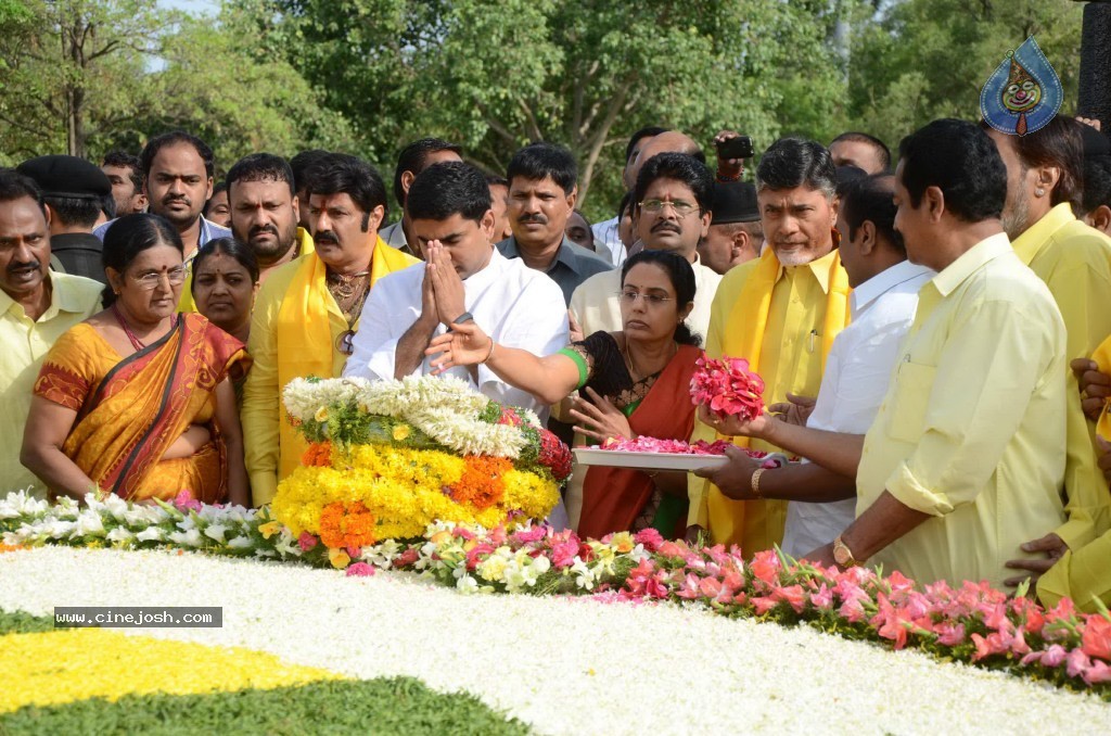 Nandamuri Family at NTR Ghat - 84 / 141 photos